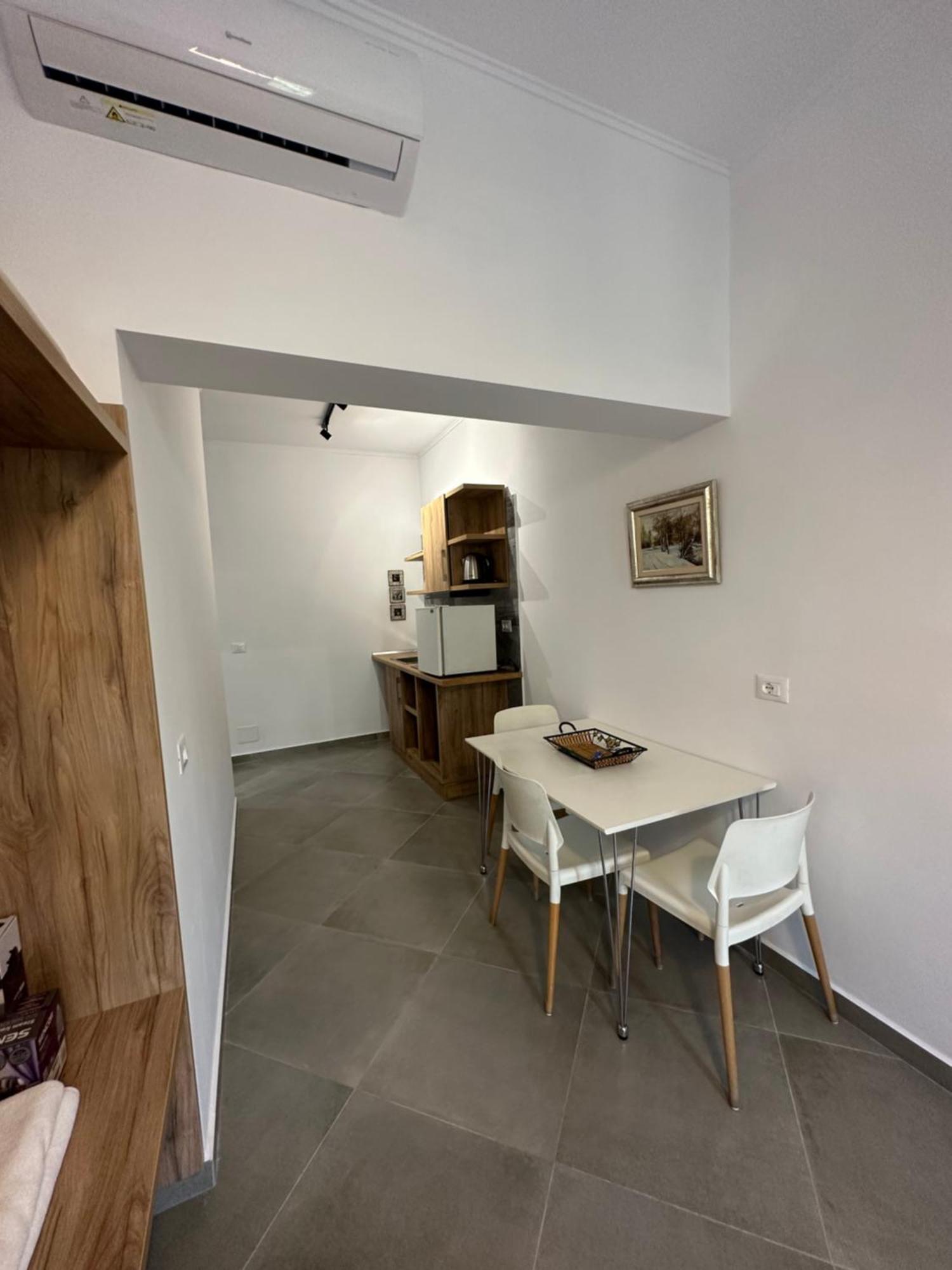 Central Comfort Suites Tiranë Luaran gambar